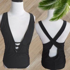 BLACK CRISSCROSS ONE PIECE SWIMSUIT
